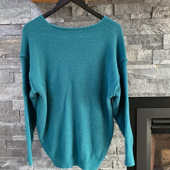 Hush knit V neck - Picture 6 of 6